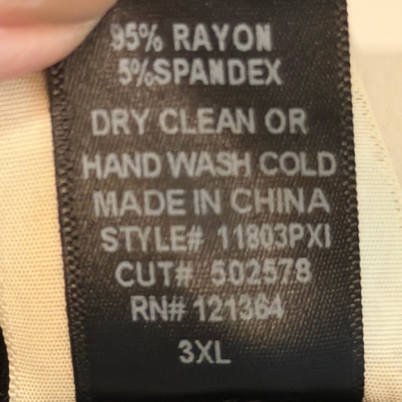 Vocal Black Rhinestone Leggings 3X - Picture 5 of 6